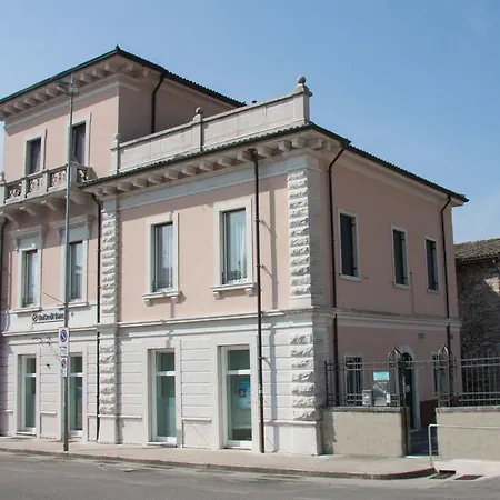 Palazzo Di Primavera Couette-café